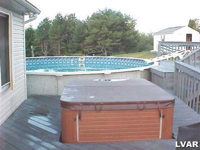 3227 High Hill Road Slatington, PA 18080 - Photo 11 of 25 Hot Tub & Pool