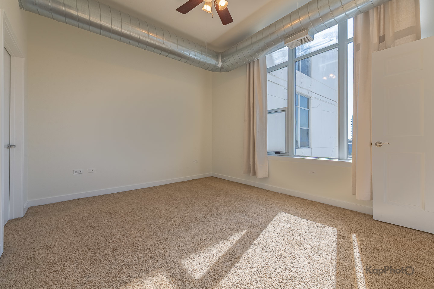 901 West Madison Street, Unit 921 Chicago, IL 60607 - Photo 24 of 34