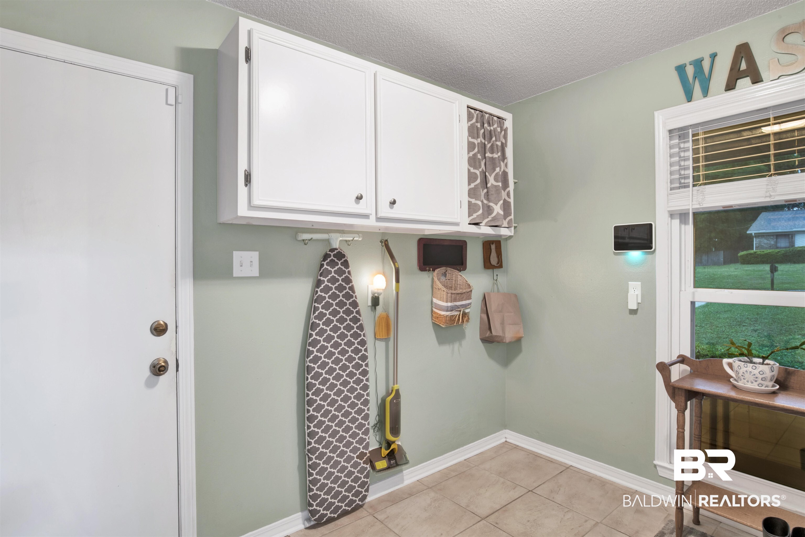8461 Placid Drive Mobile, AL 36695 - Photo 26 of 47 Laundry Room