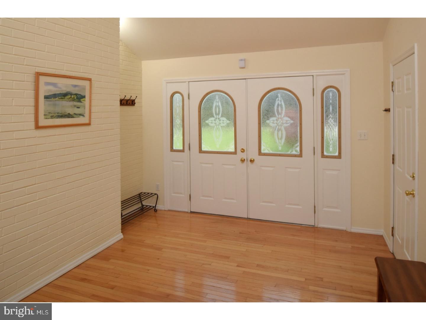 139 Penn Lyle Road Princeton Junction, NJ 08550 - Photo 2 of 25 Foyer