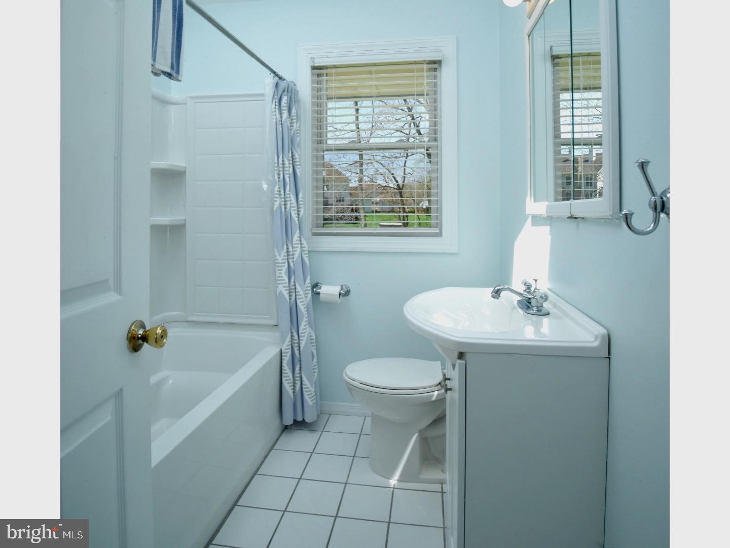 139 Penn Lyle Road Princeton Junction, NJ 08550 - Photo 17 of 25 Bathroom