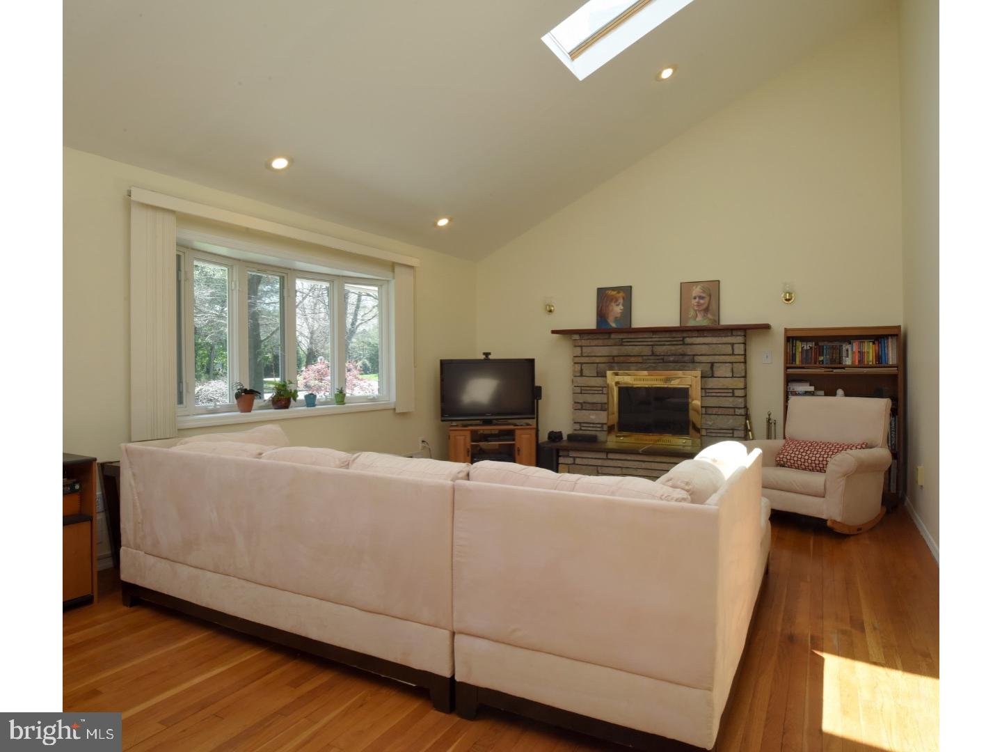 139 Penn Lyle Road Princeton Junction, NJ 08550 - Photo 10 of 25 Living Room