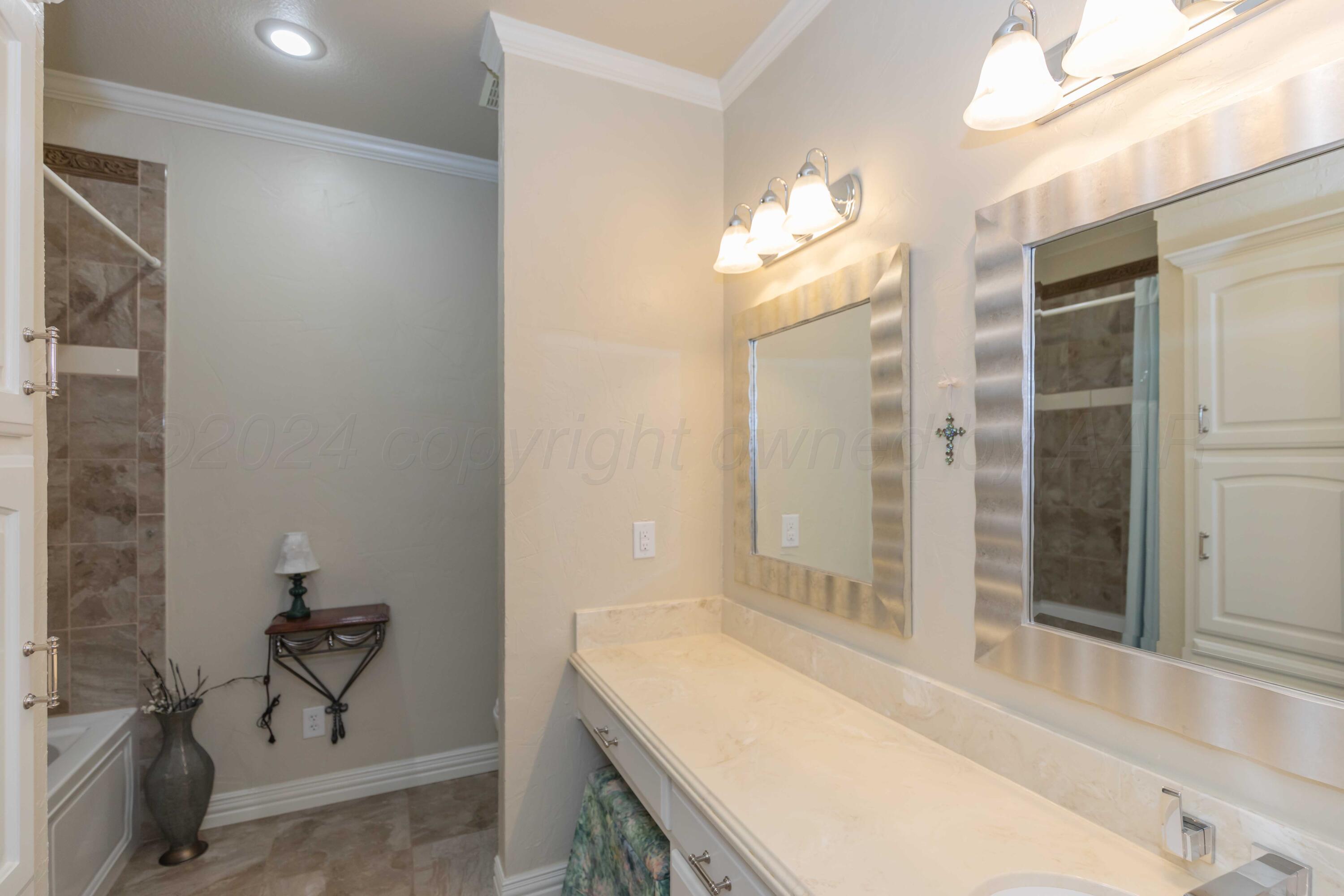 7401 Bayswater Road Amarillo, TX 79119 - Photo 38 of 55 BATHROOM 2 VIEW 1