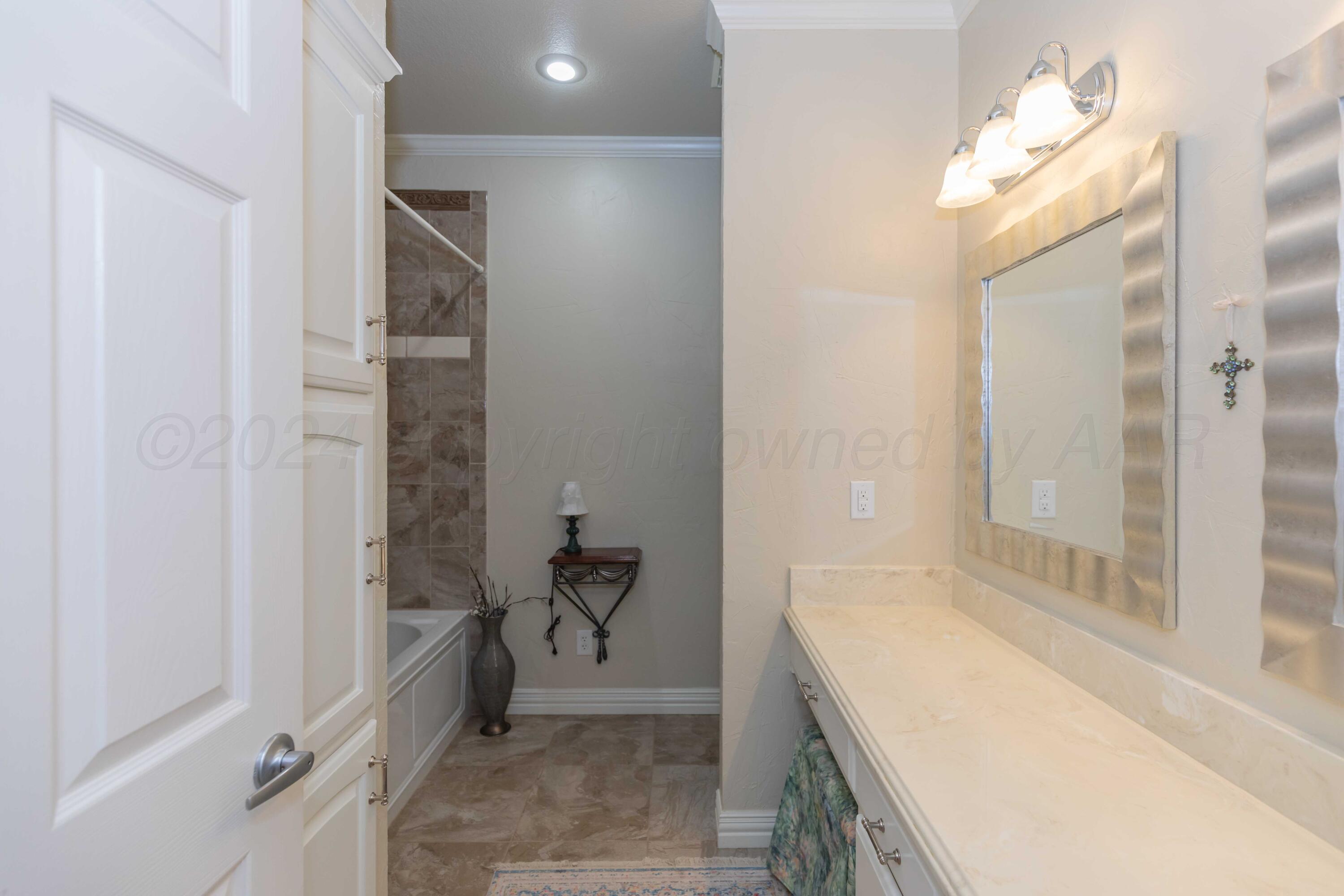 7401 Bayswater Road Amarillo, TX 79119 - Photo 39 of 55 BATHROOM 2 VIEW 2