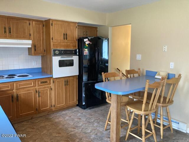 126 Mill Road Hawley, PA 18428 - Photo 4 of 42 Kitchen