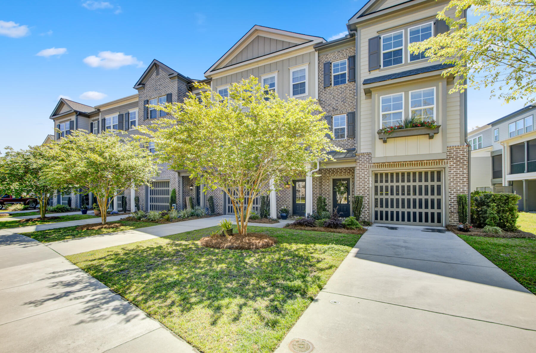254 Slipper Shell Court Mount Pleasant, SC 29464 - Photo 2 of 45 254 Slipper Shell Ct, Mount Pleasant SC