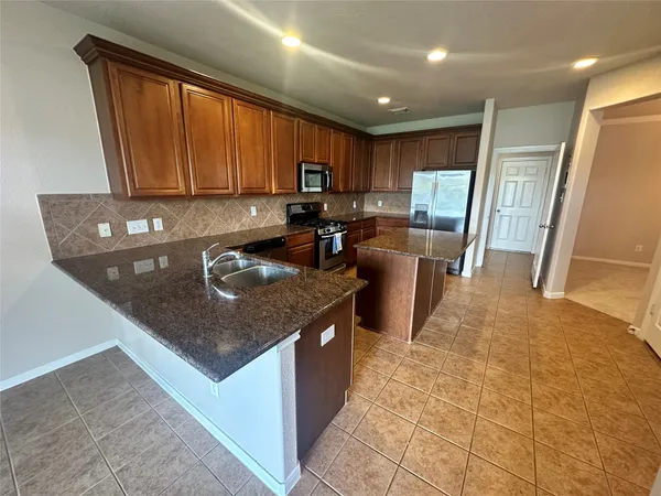 $3,300 | 2170 Brittany Colony Drive, League City, TX 77573