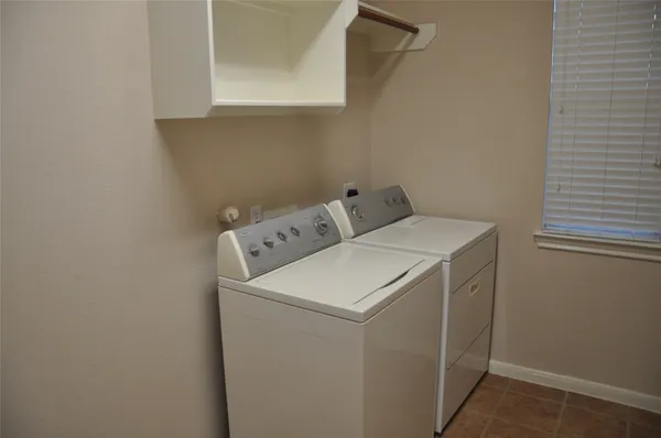 $3,300 | 2170 Brittany Colony Drive, League City, TX 77573