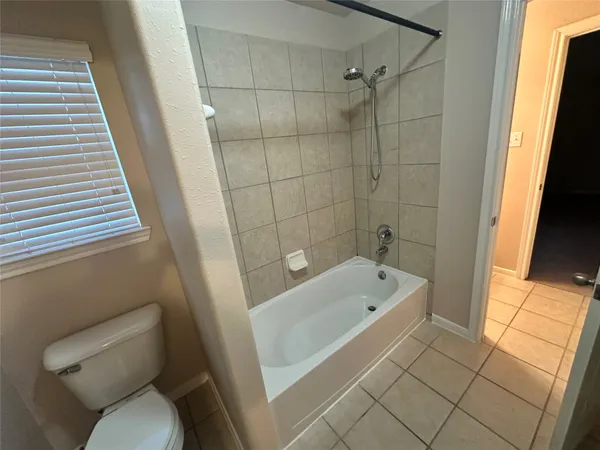 $3,300 | 2170 Brittany Colony Drive, League City, TX 77573