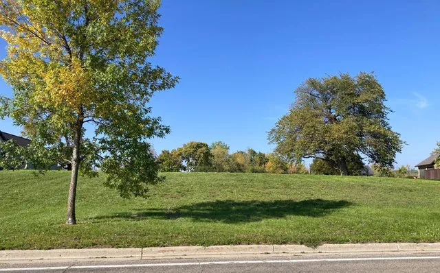 $649,900 | 238-xx North Lake Shore Drive, Glenwood, MN 56334