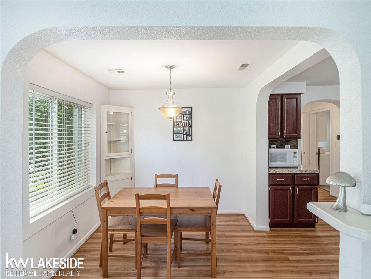 792 Hemingway Road Lake Orion, MI 48362 - Photo 3 of 28 Dining Room