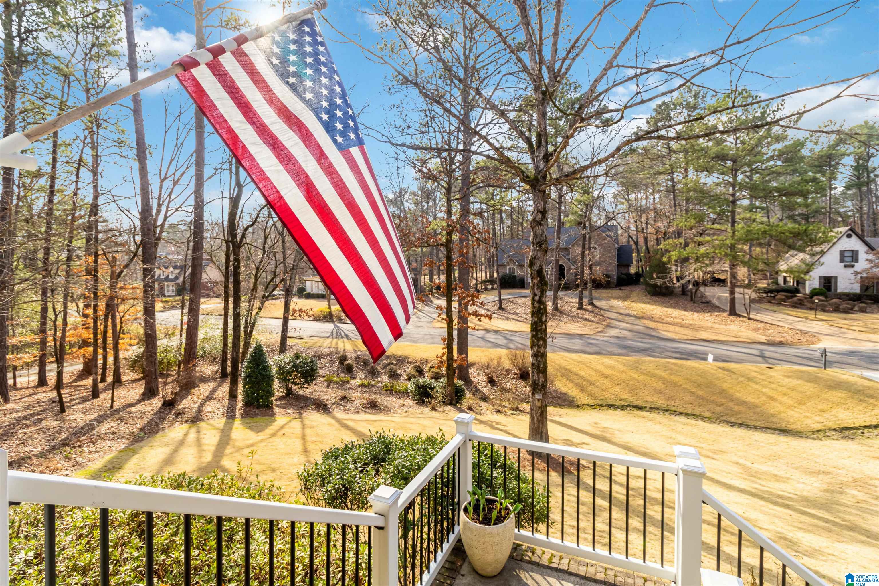 172 Oakmont Road Birmingham, AL 35244 - Photo 4 of 52