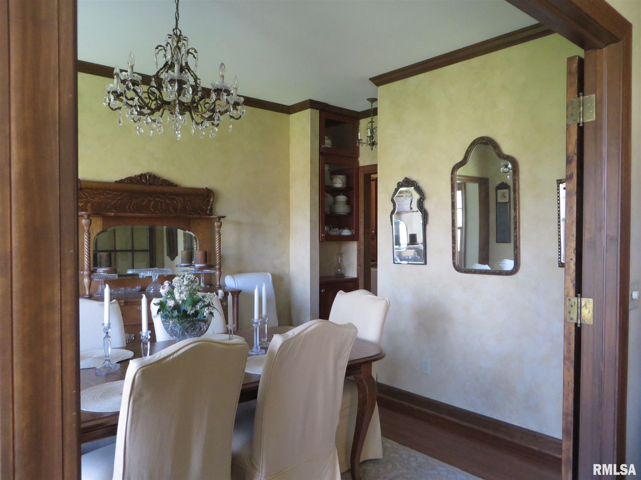 412 Timber Creek Road Jacksonville, IL 62650 - Photo 7 of 50 Gallery Image 7