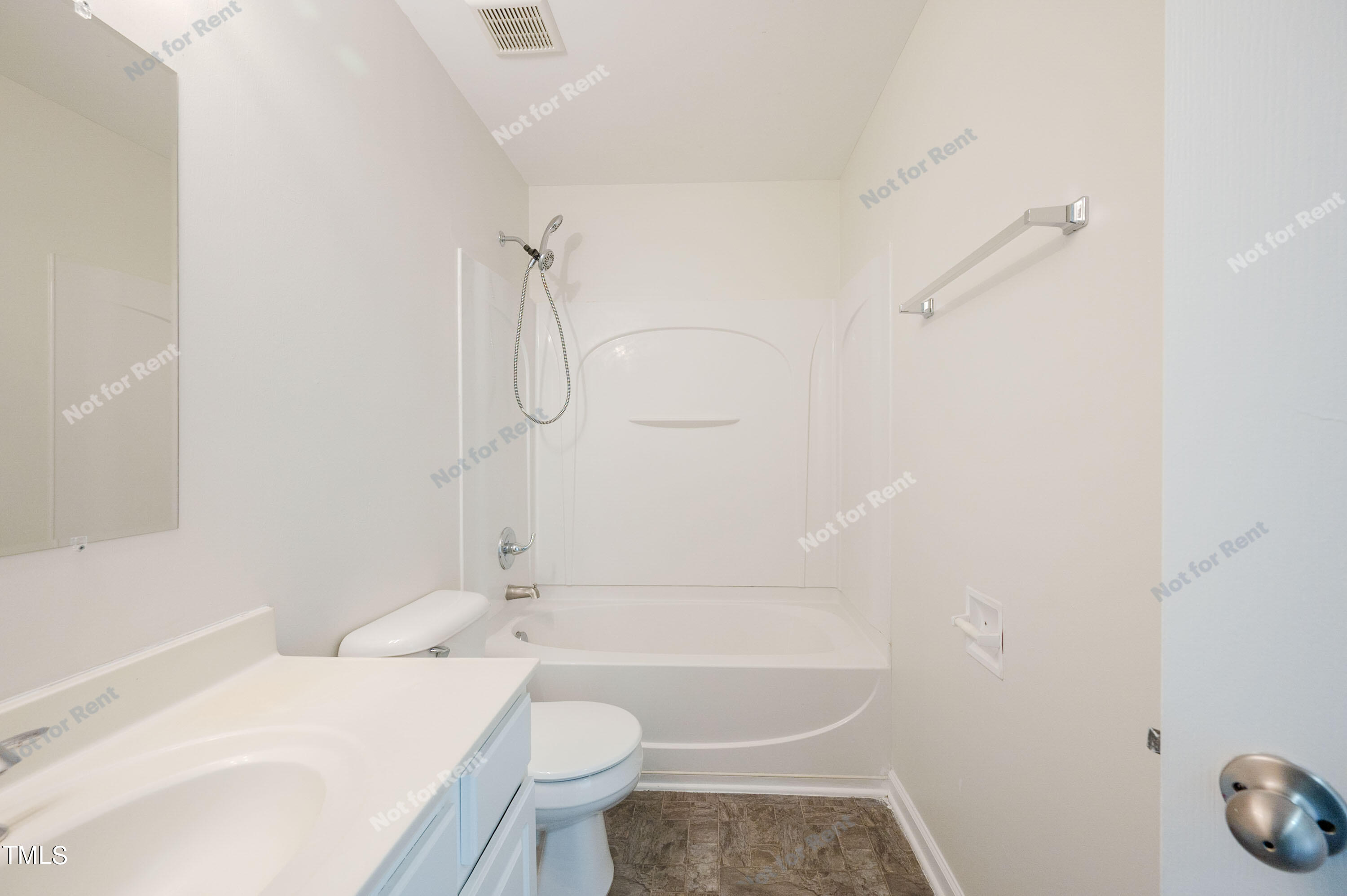 6210 Braidwood Court Raleigh, NC 27612 - Photo 17 of 26 photo_15