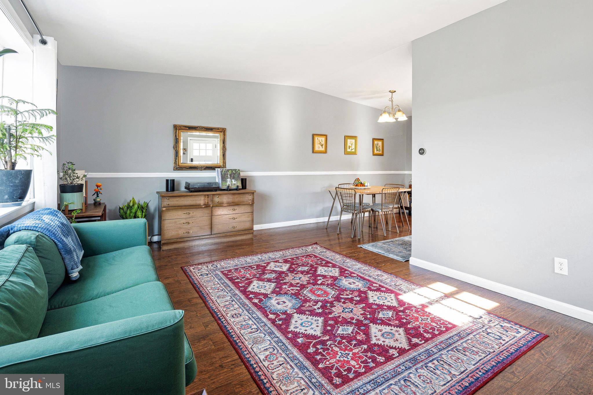 7265 Hill Road Philadelphia, PA 19128 - Photo 2 of 35 Gallery Image 2