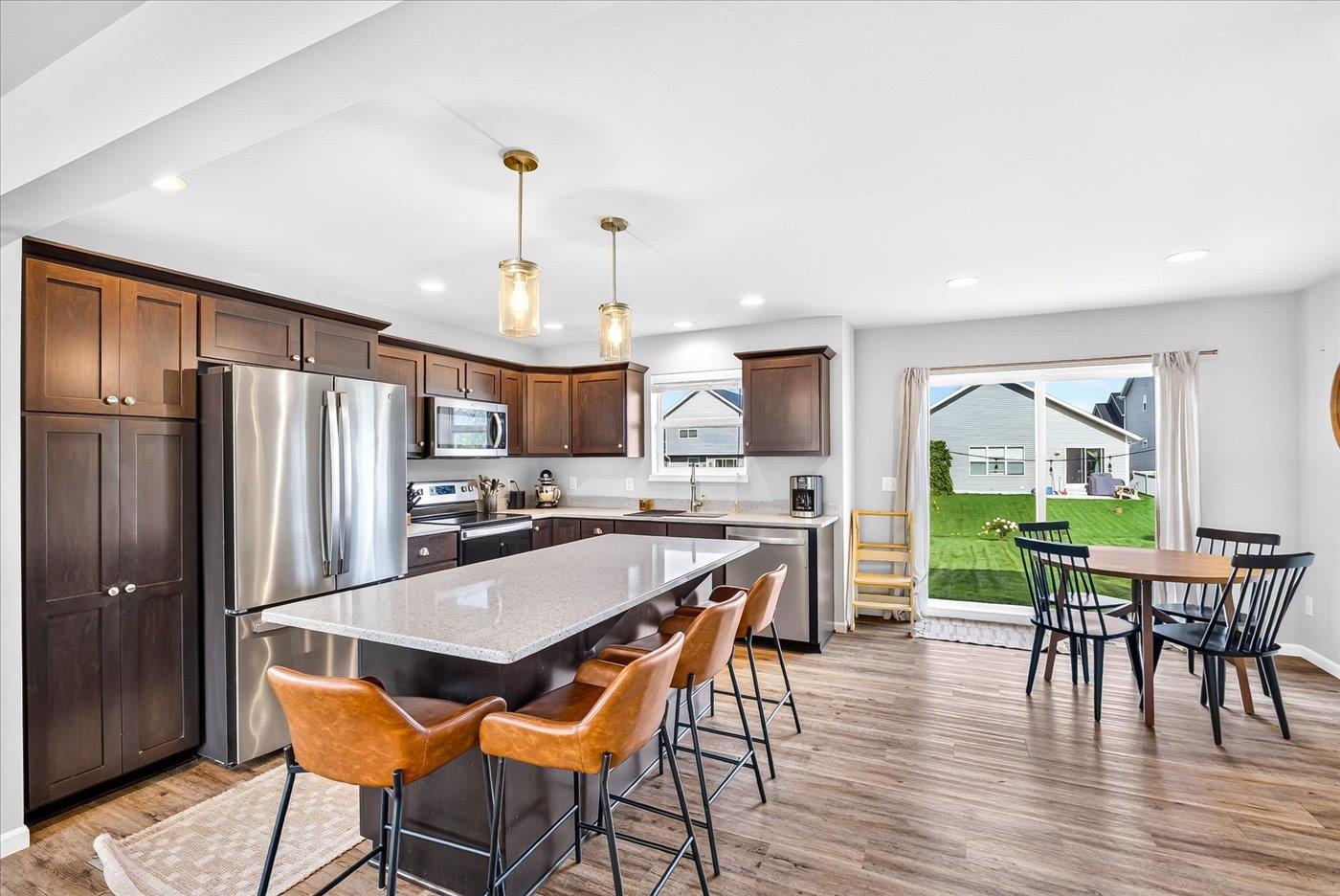 618 Prospect Road Waunakee, WI 53597 - Photo 7 of 52 Gallery Image 7