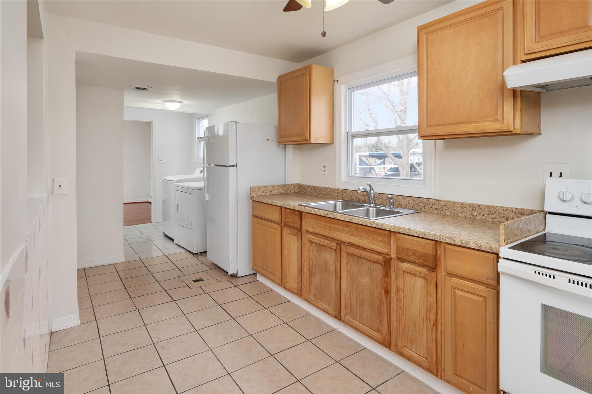 103 Roselawn Road Annapolis, MD 21403 - Photo 11 of 33 Kitchen