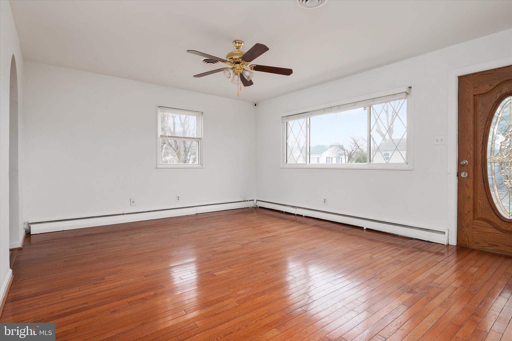 103 Roselawn Road Annapolis, MD 21403 - Photo 8 of 33 Family Room