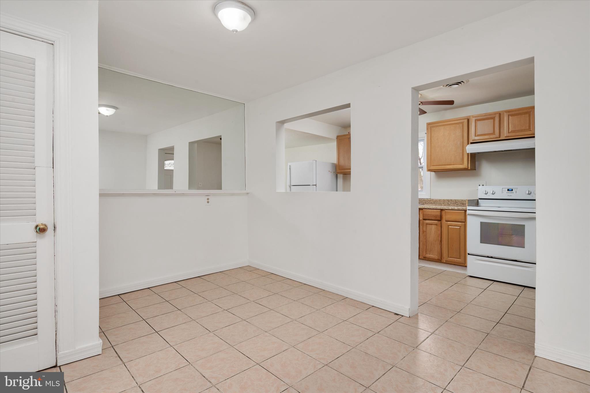 103 Roselawn Road Annapolis, MD 21403 - Photo 9 of 33 Dining Room