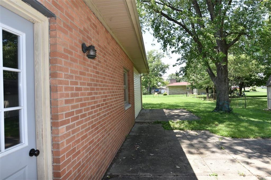 2516 North Marr Road Columbus, IN 47203 - Photo 12 of 15 Gallery Image 12