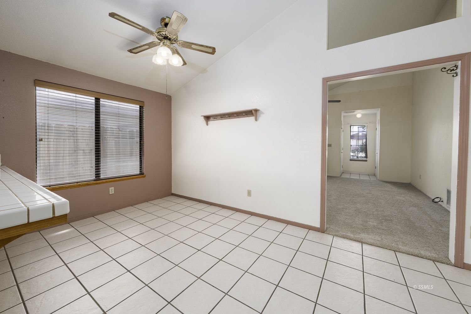 704 White Oak Drive Ridgecrest, CA 93555 - Photo 11 of 43