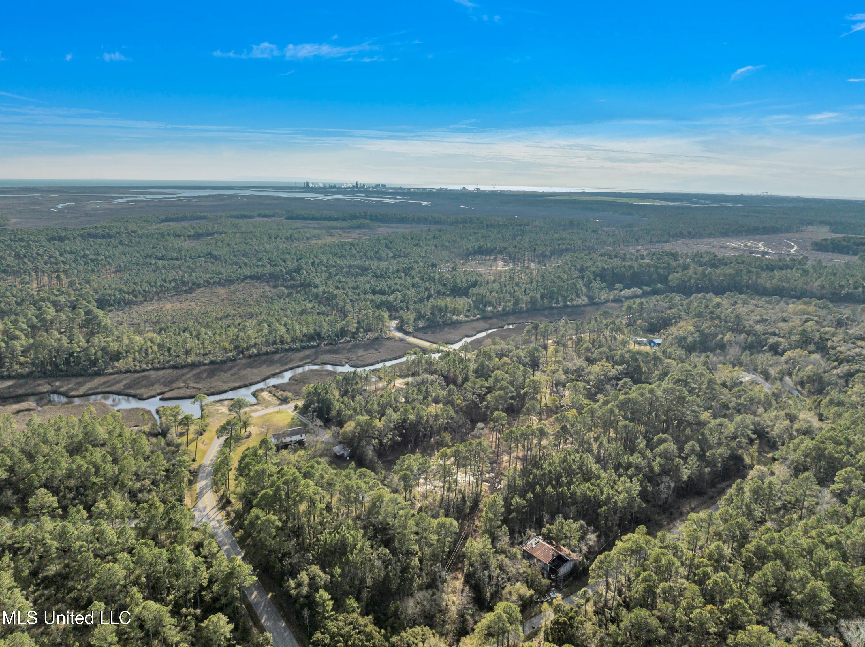 4009 Orange Grove Road Moss Point, MS 39562 - Photo 20 of 34 .