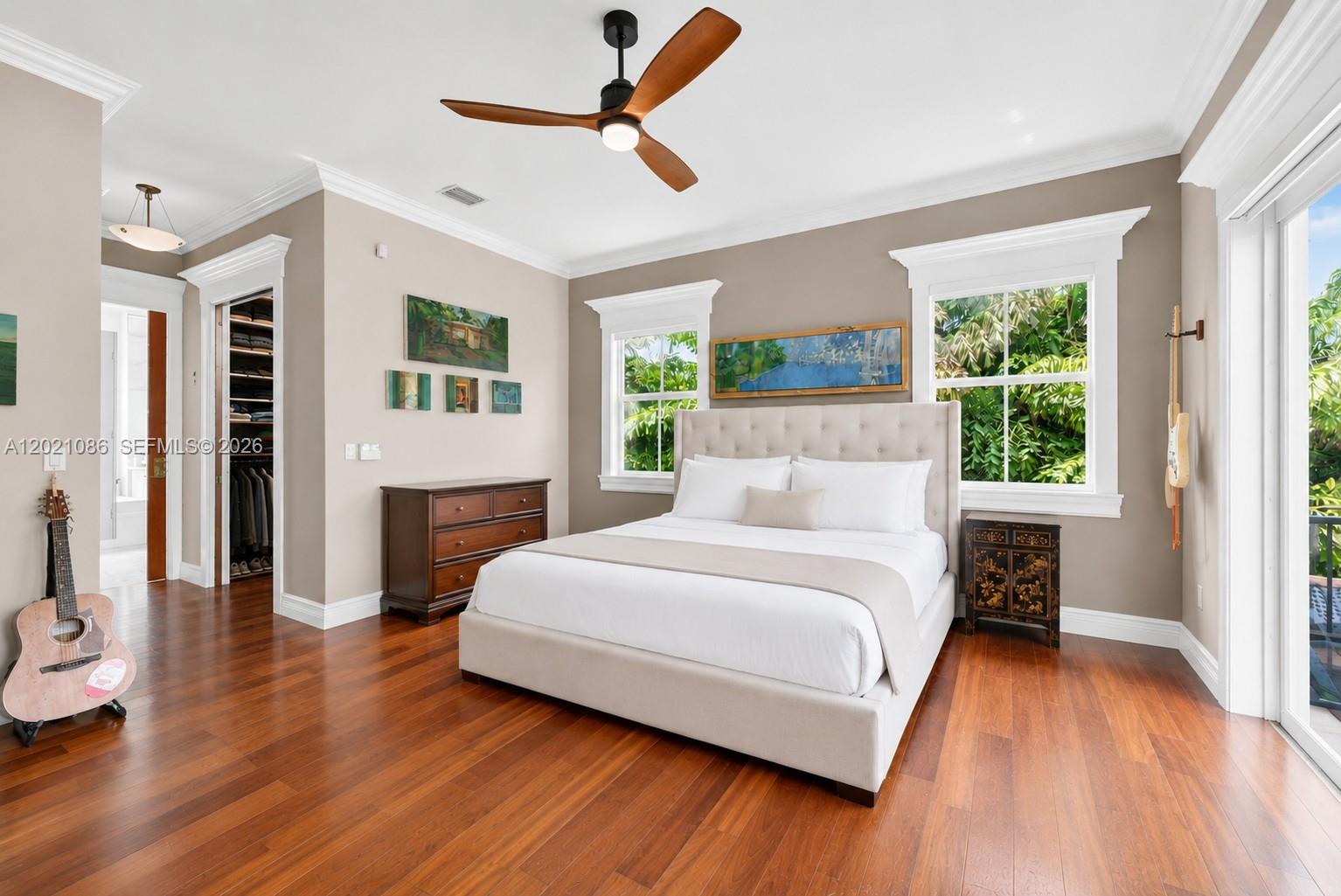 442 Ridgewood Road Key Biscayne, FL 33149 - Photo 18 of 35