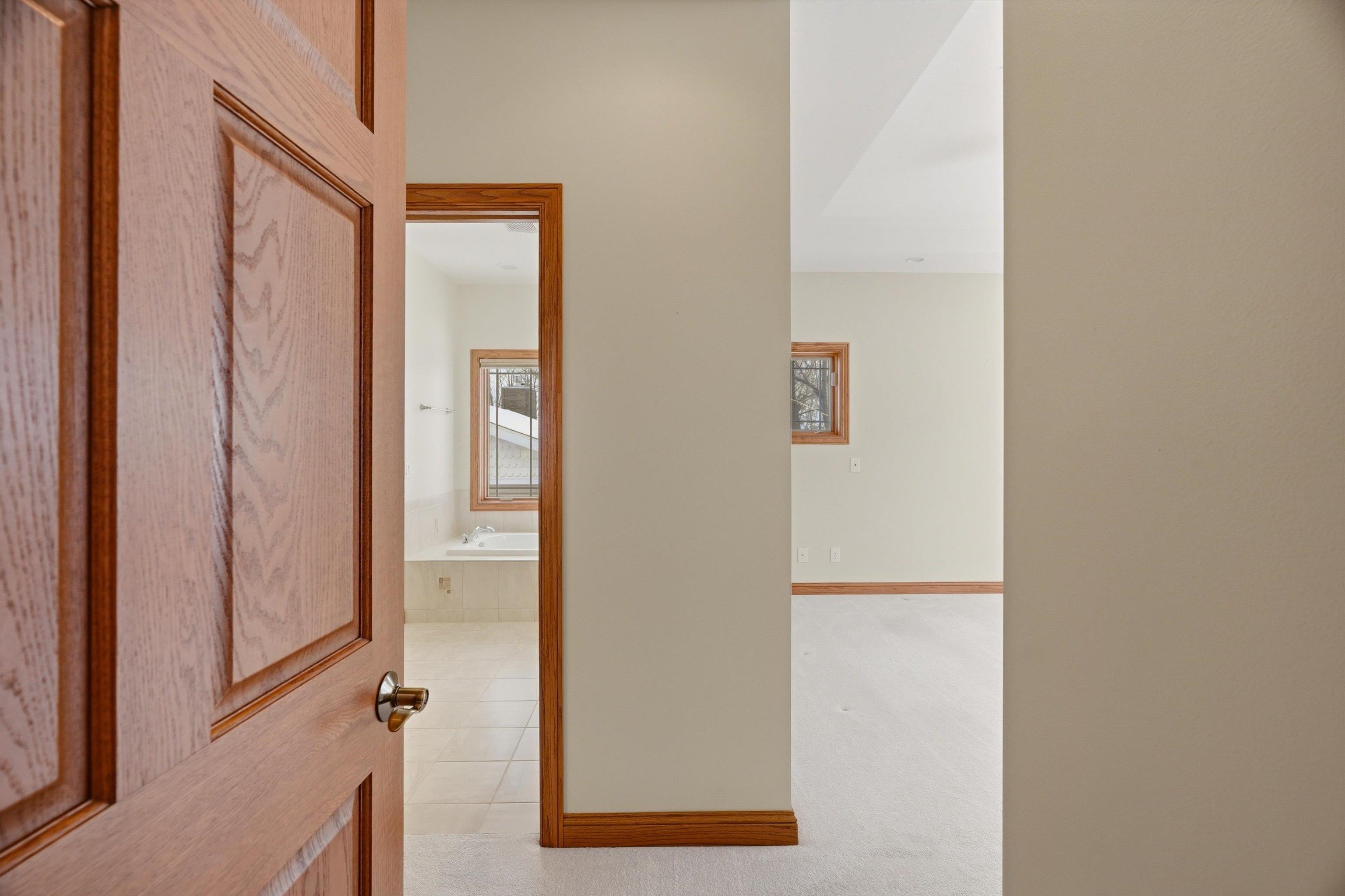 1137 Ridge Road Marshfield, WI 54449 - Photo 20 of 48