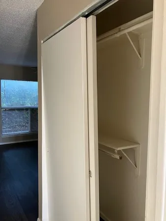 $1,050 | 2306 East 8th Street, Unit 5, Austin, TX 78702