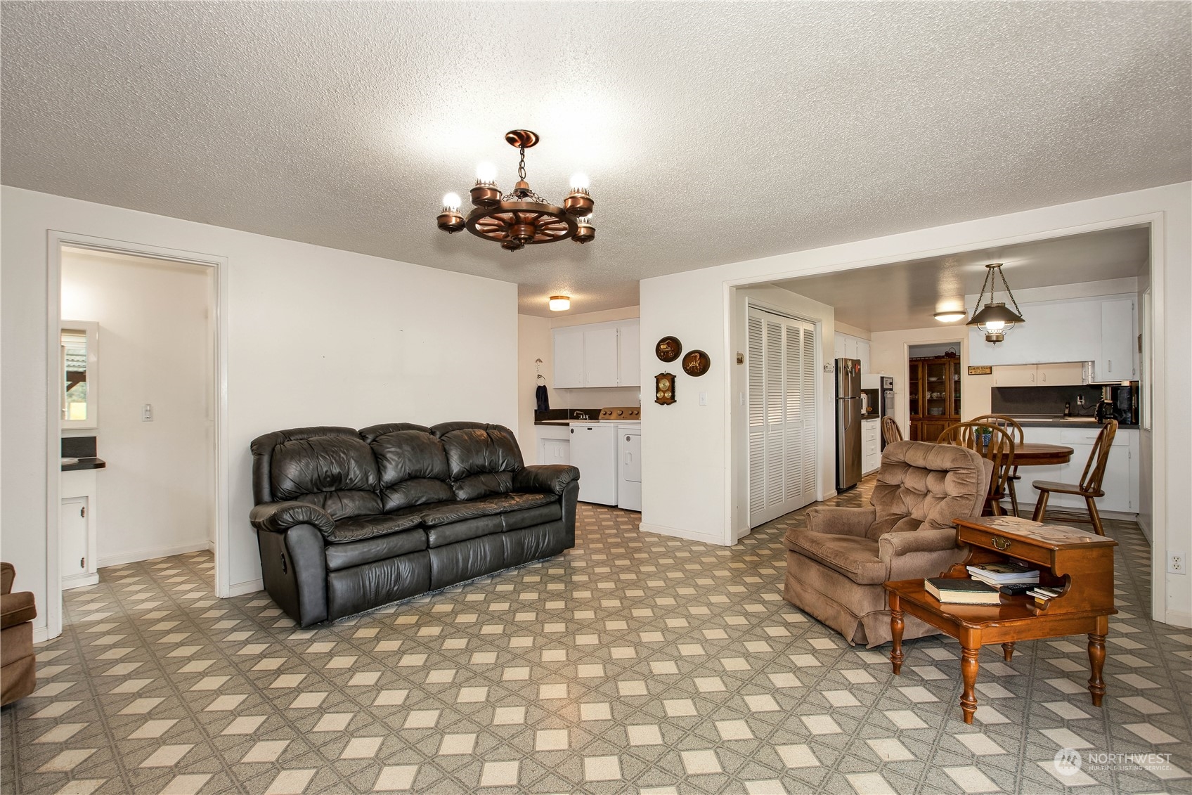 4948 Lemon Road Northeast Olympia, WA 98506 - Photo 14 of 40 Gallery Image 14