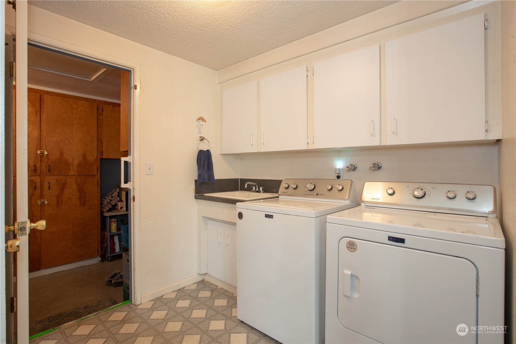 4948 Lemon Road Northeast Olympia, WA 98506 - Photo 16 of 40 Gallery Image 16