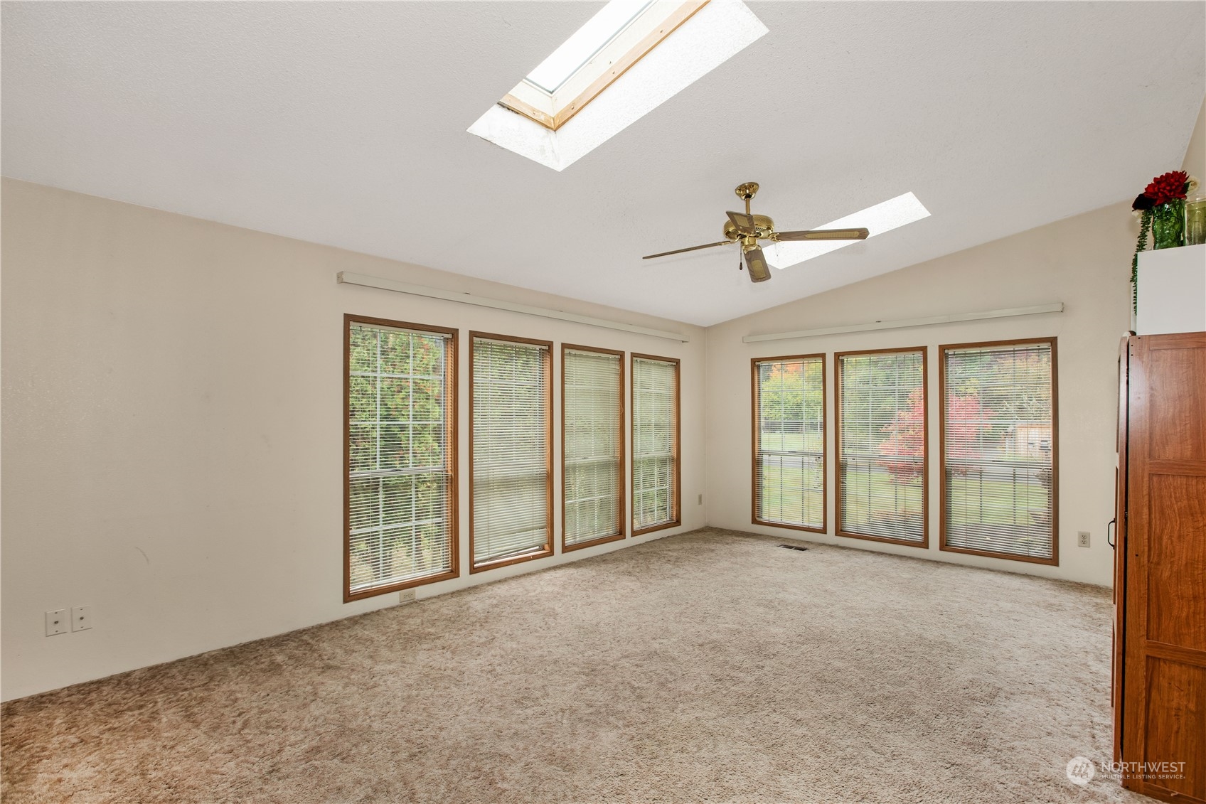 4948 Lemon Road Northeast Olympia, WA 98506 - Photo 33 of 40 Gallery Image 33