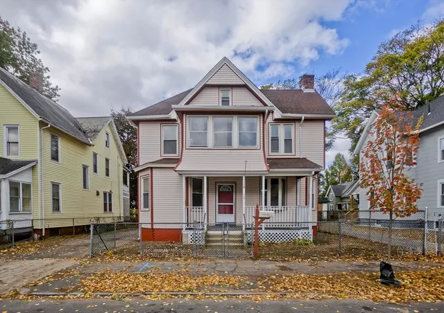 $3,500 | 130 Bowles Street, Unit 1, Springfield, MA 01109