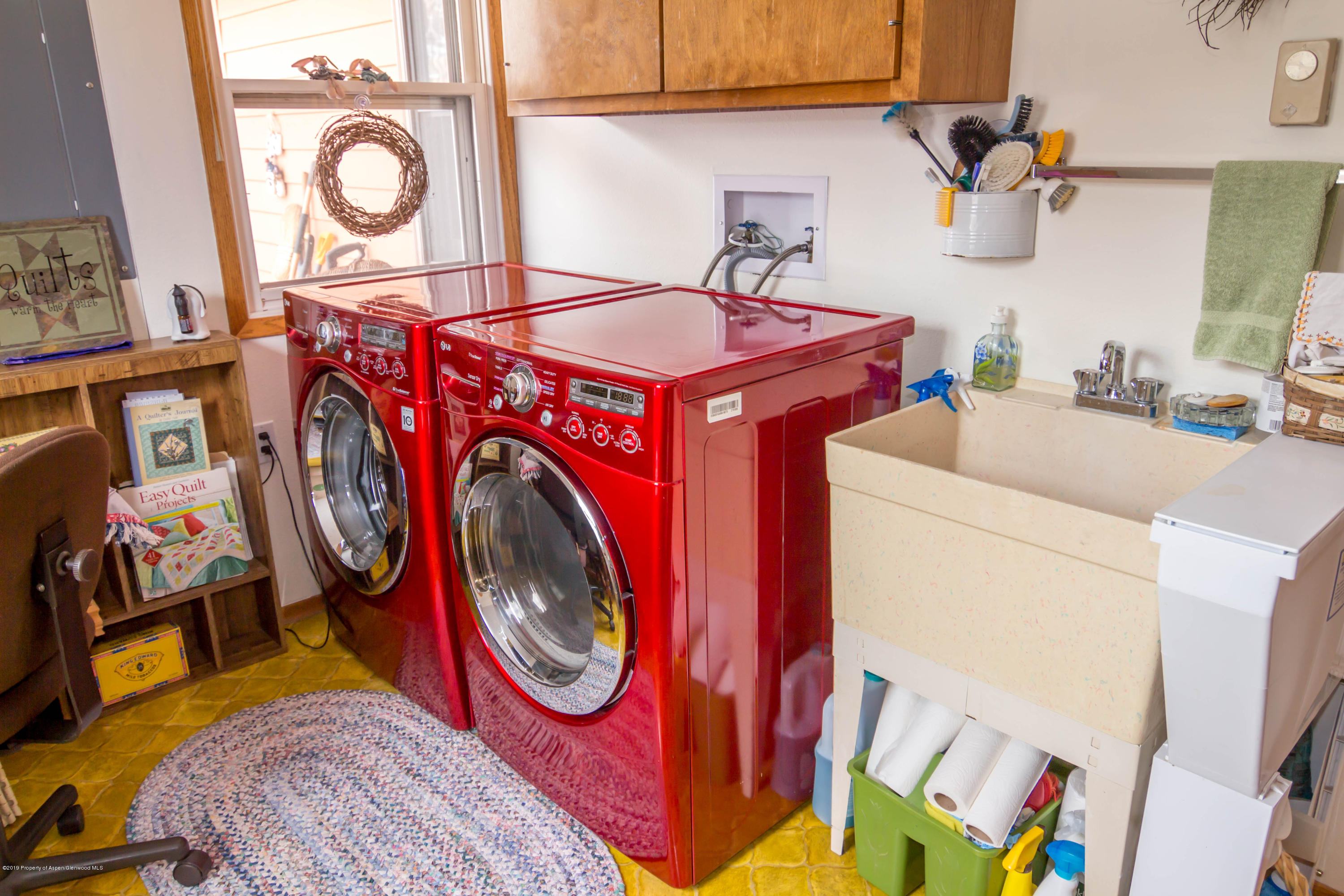 24411 Highway 82 Basalt, CO 81621 - Photo 24 of 27 Laundry Room