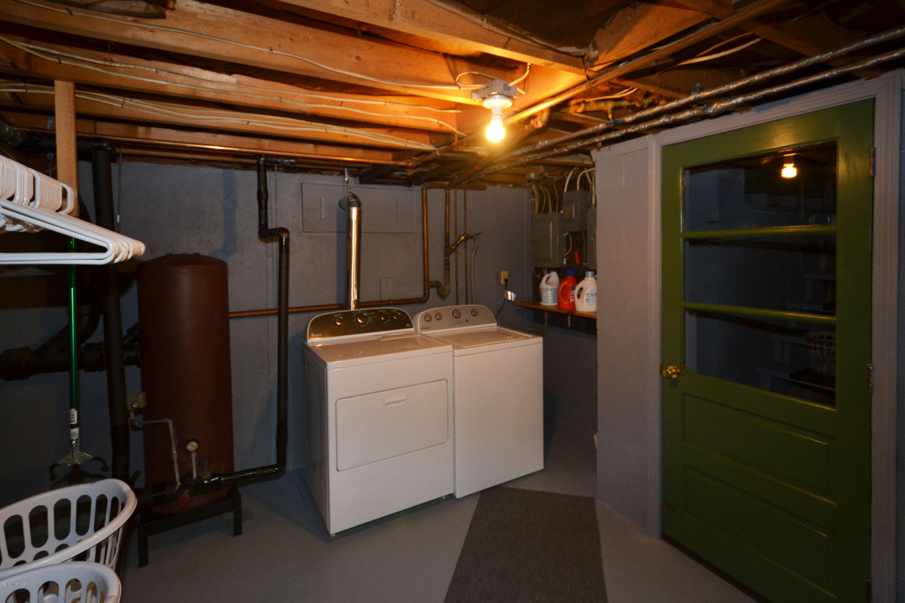 10 Rosenberg Road Lanesborough, MA 01237 - Photo 28 of 42 Laundry