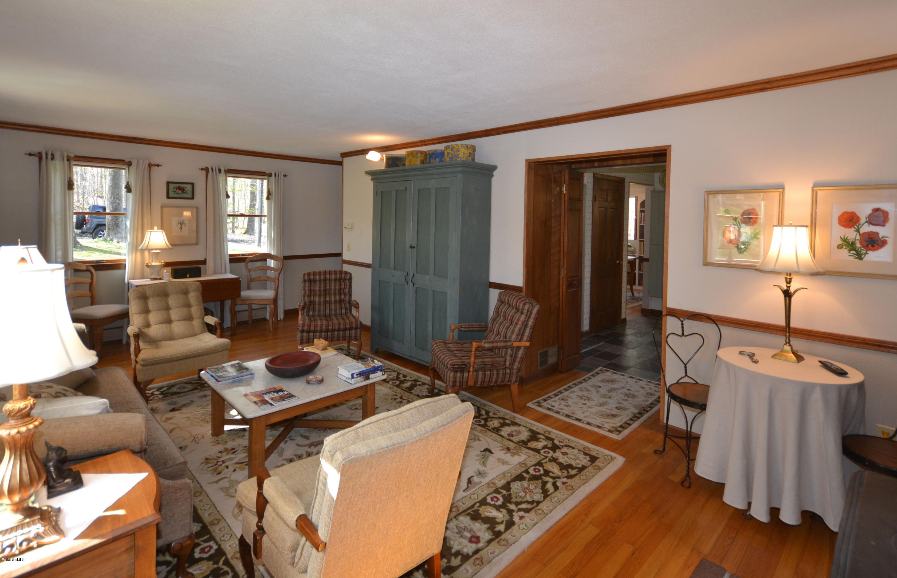 10 Rosenberg Road Lanesborough, MA 01237 - Photo 9 of 42 Living Room