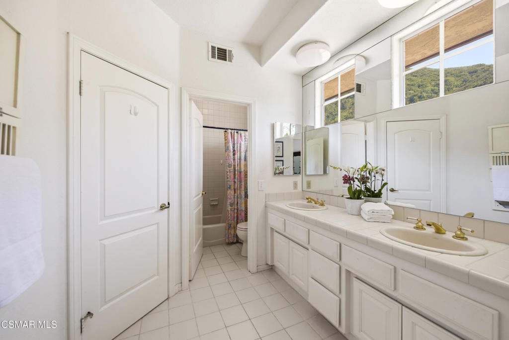 31415 Birdella Road Malibu, CA 90265 - Photo 33 of 36
