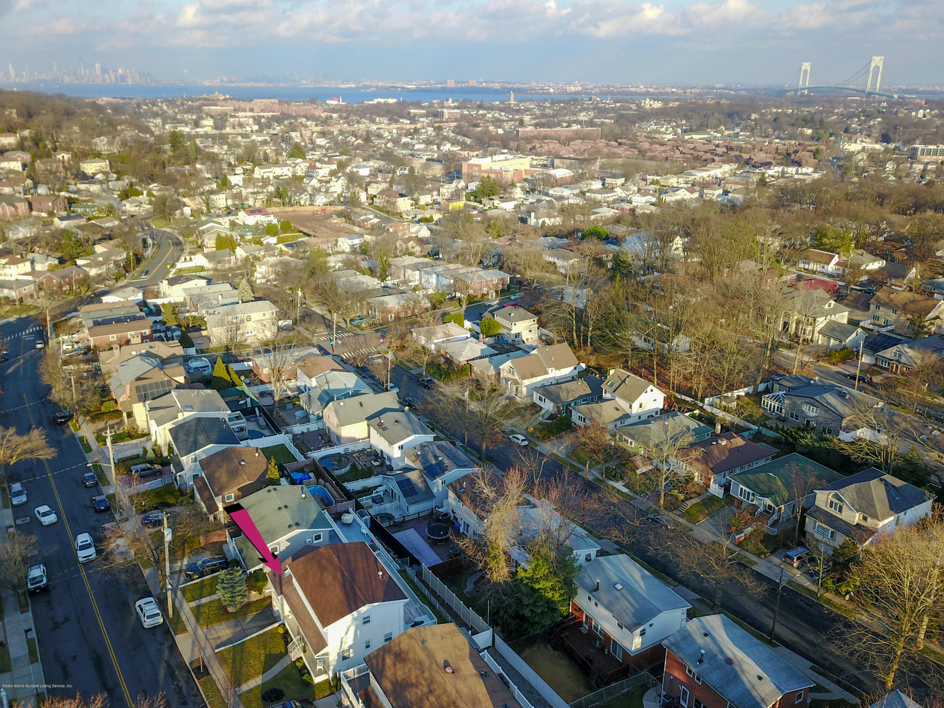 53 Ridge Avenue Staten Island, NY 10304 - Photo 2 of 14 SIMMONS 2