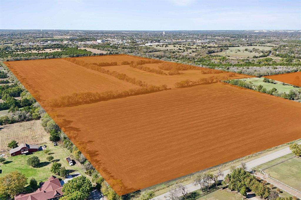 1901 South Houston School Road Lancaster, TX 75146 - Photo 6 of 16 a view of an ocean and city