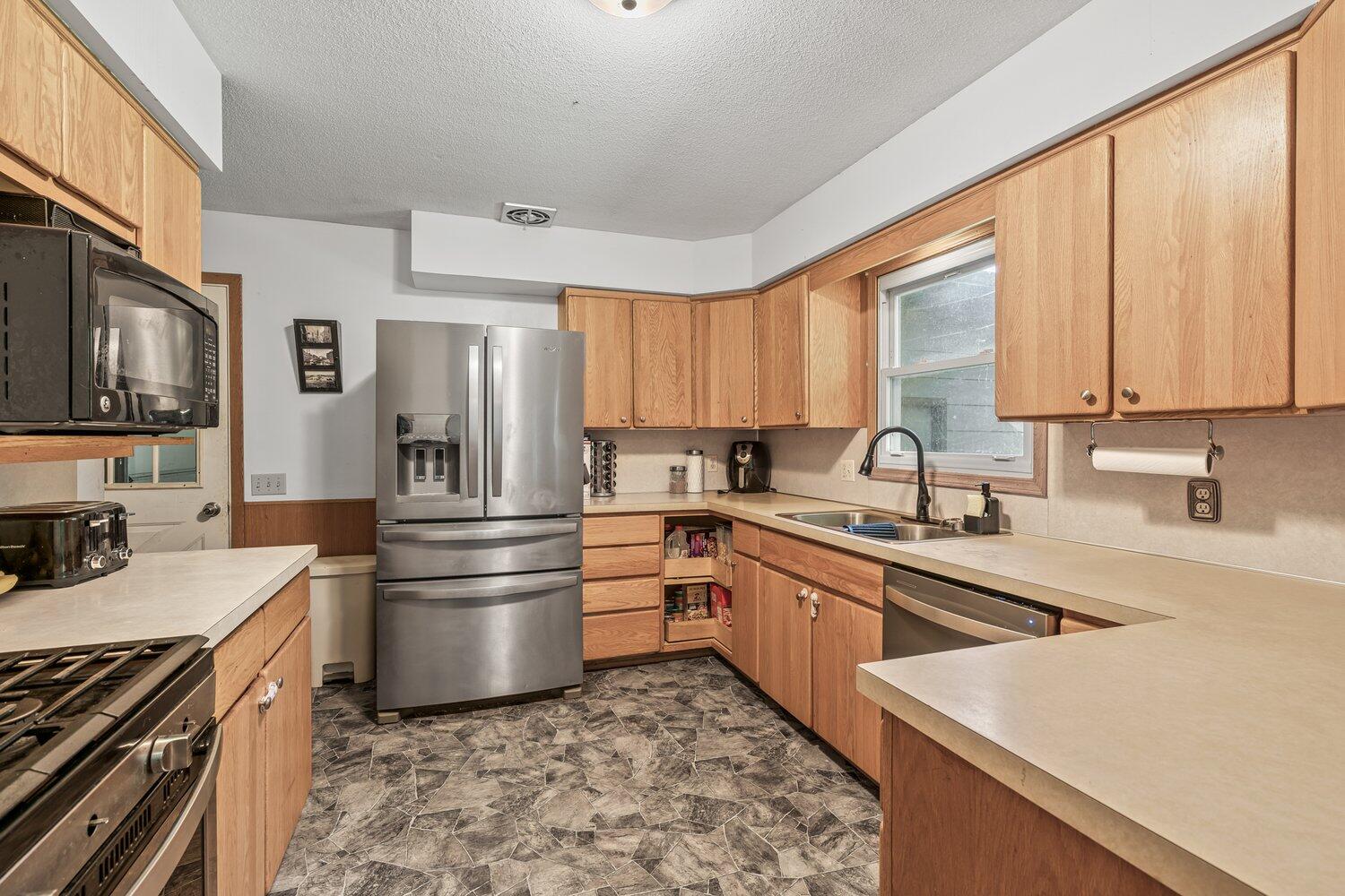 517 Powell Road Hastings, MI 49058 - Photo 5 of 16 WM517powell-5