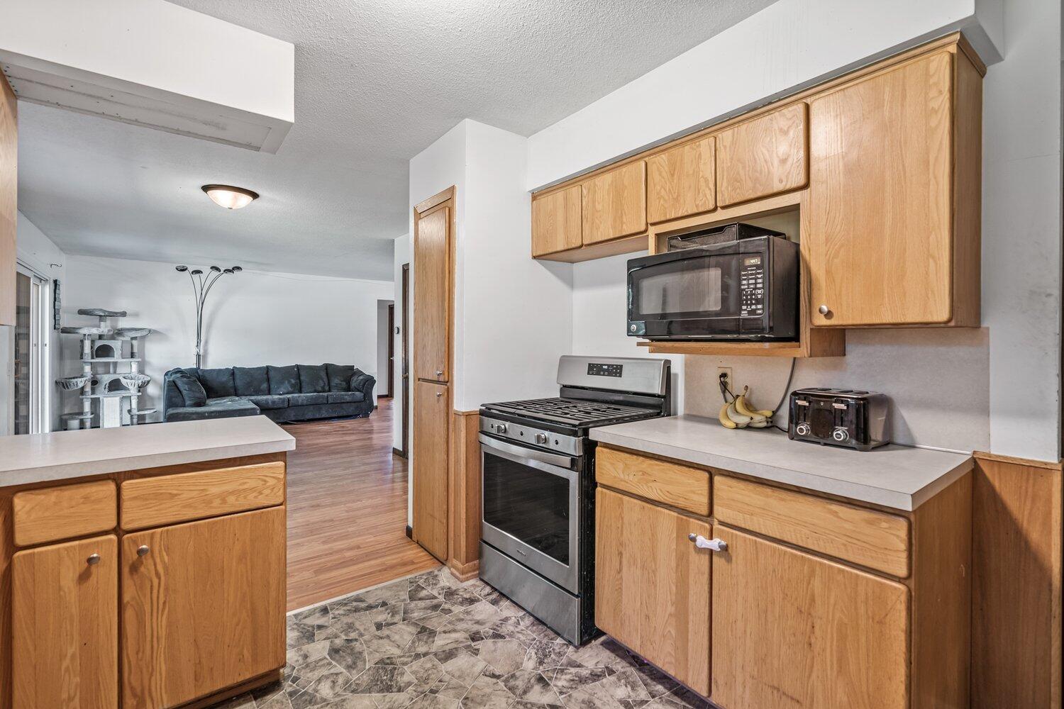 517 Powell Road Hastings, MI 49058 - Photo 6 of 16 WM517powell-6
