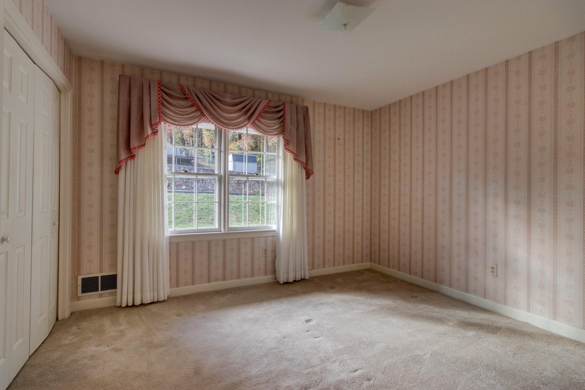3540 Hartland Road Southwest Roanoke, VA 24015 - Photo 21 of 25 Bedroom 3