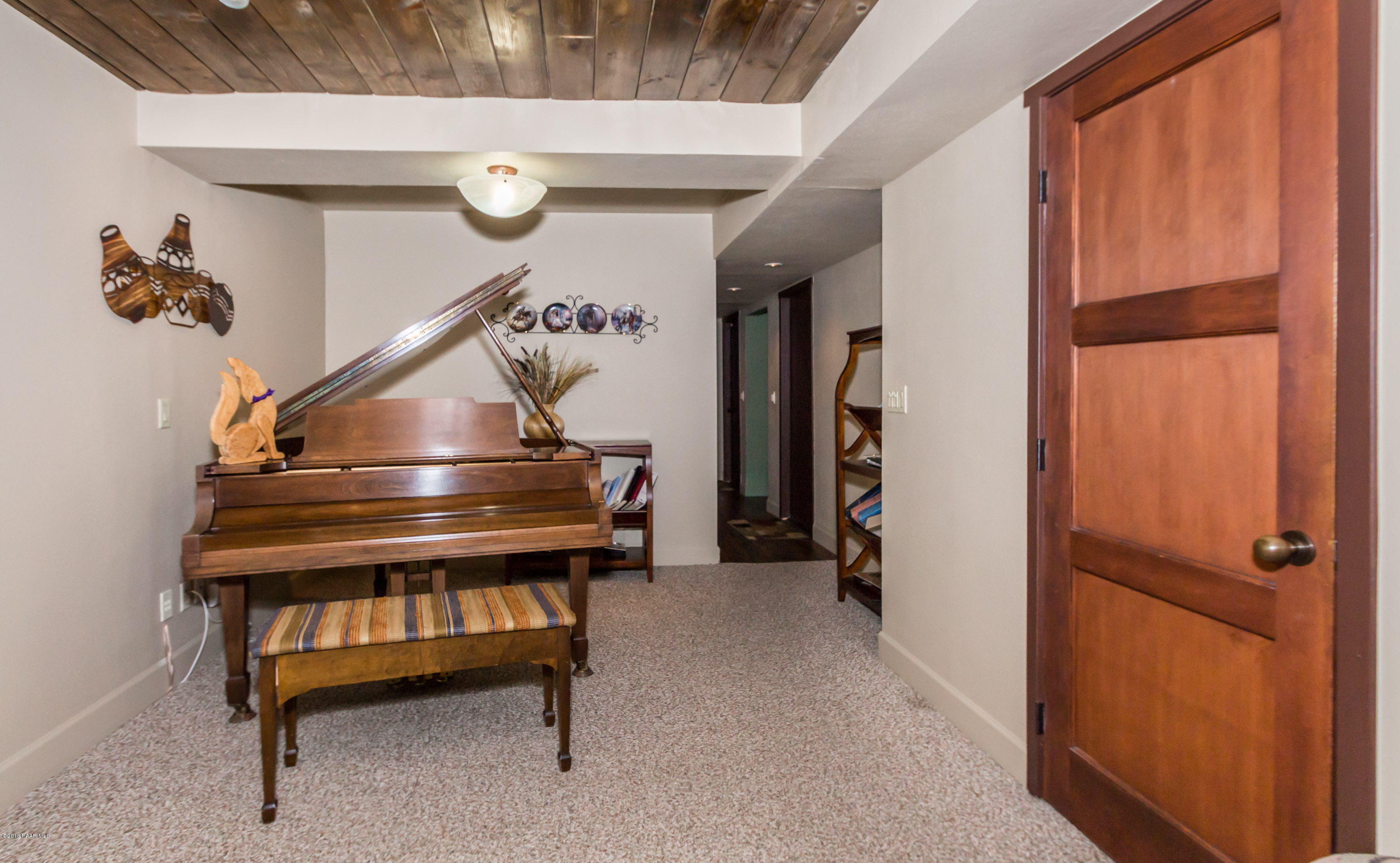 1261 Tanglewood Road Prescott, AZ 86303 - Photo 20 of 36 a view of entryway