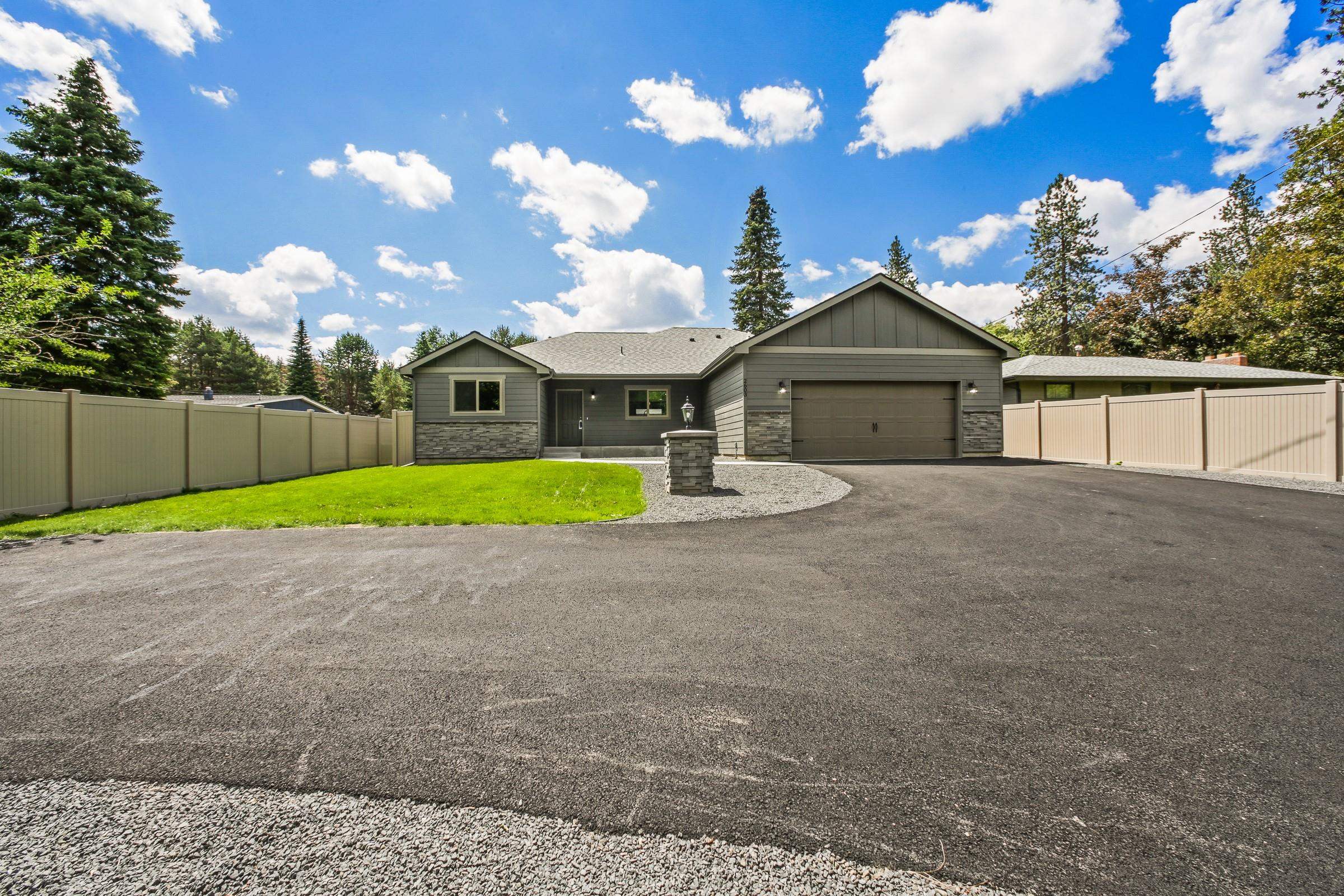 2603 West Waikiki Road Spokane, WA 99218 - Photo 2 of 36