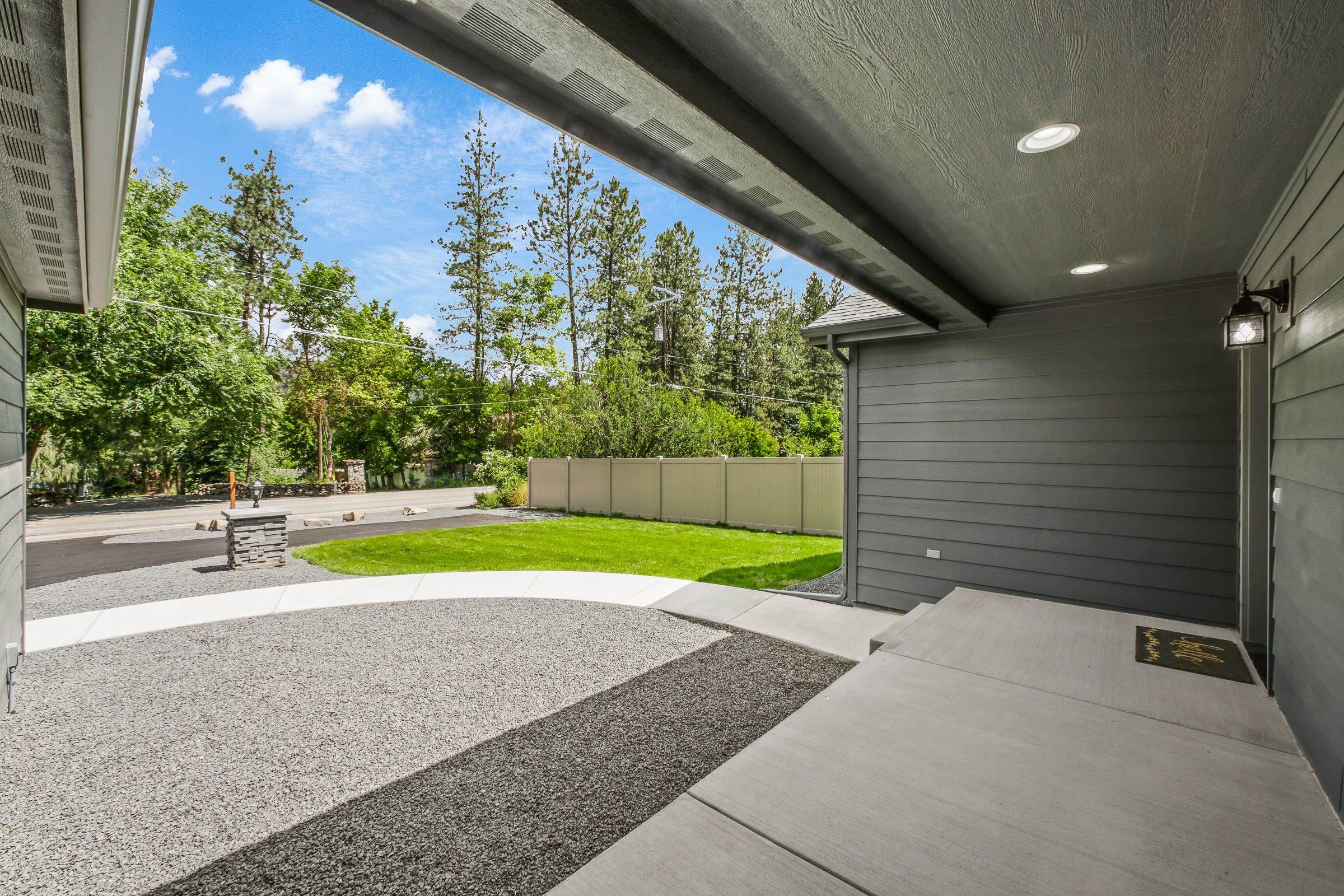 2603 West Waikiki Road Spokane, WA 99218 - Photo 3 of 36