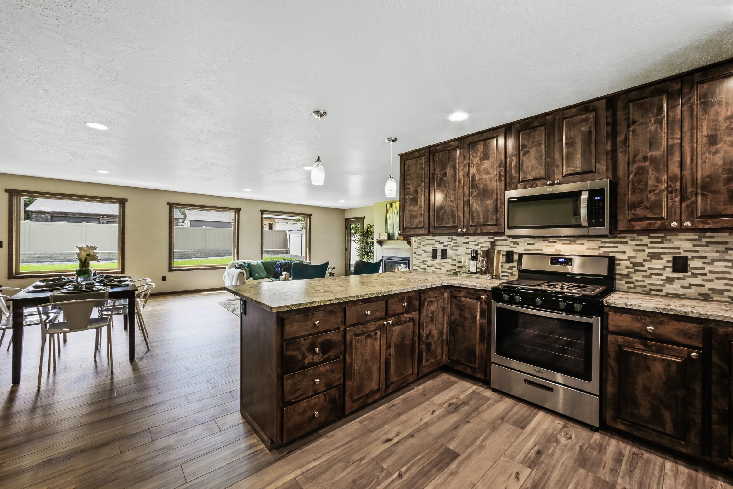 2603 West Waikiki Road Spokane, WA 99218 - Photo 10 of 36
