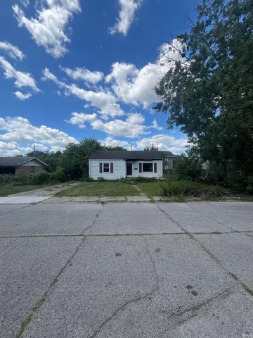 $74,999 | 3025 St Charles Street, Anderson, IN 46016