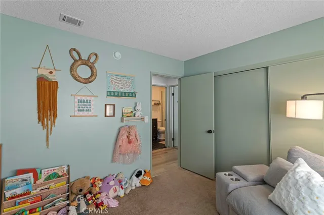 $575,000 | 10139 Arleta Avenue, Unit 2, Arleta, CA 91331