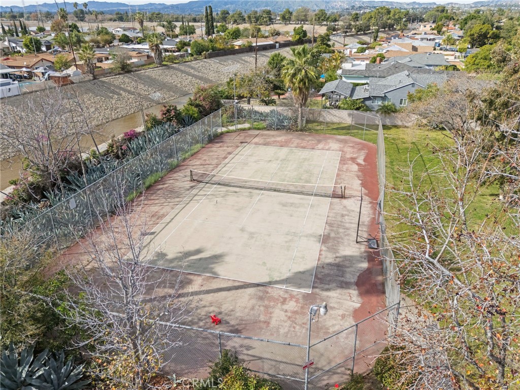 10139 Arleta Avenue, Unit 2 Arleta, CA 91331 - Photo 25 of 34 Tennis Courts