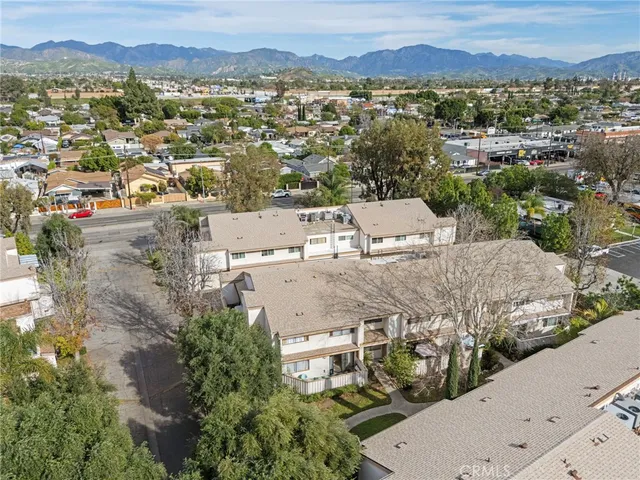 $575,000 | 10139 Arleta Avenue, Unit 2, Arleta, CA 91331